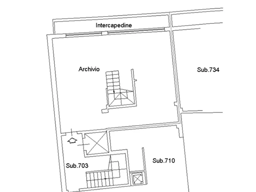 Immagine 21 di Negozio in vendita  in Via E. Schivardi a Romano Di Lombardia