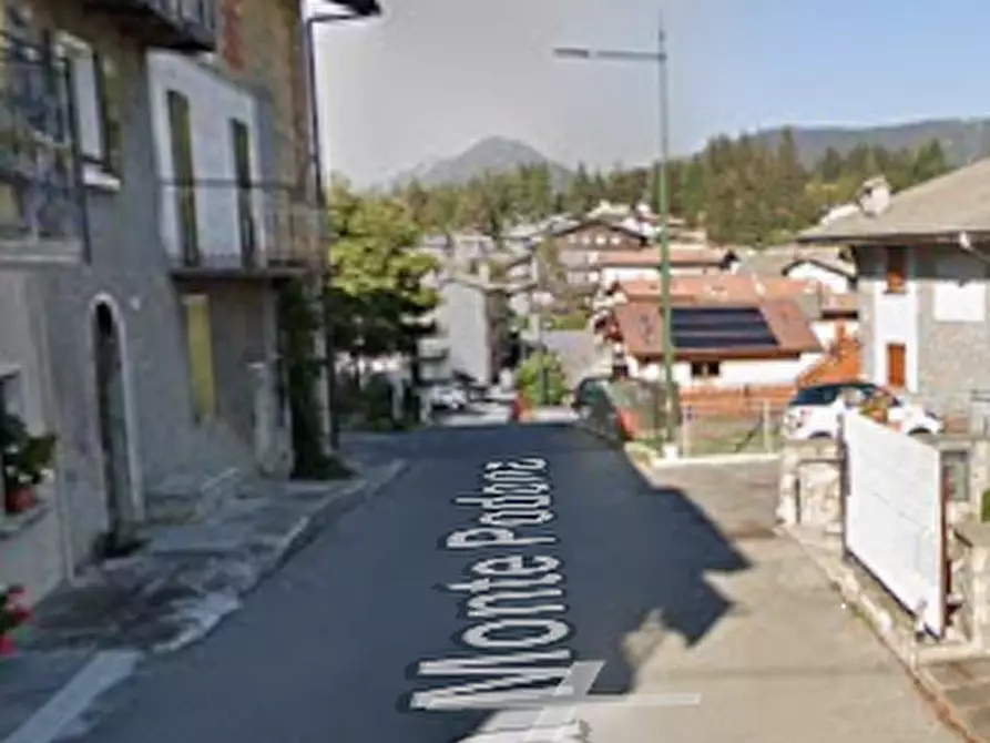 Immagine 4 di Appartamento in vendita  in Via Monte Podona a Selvino