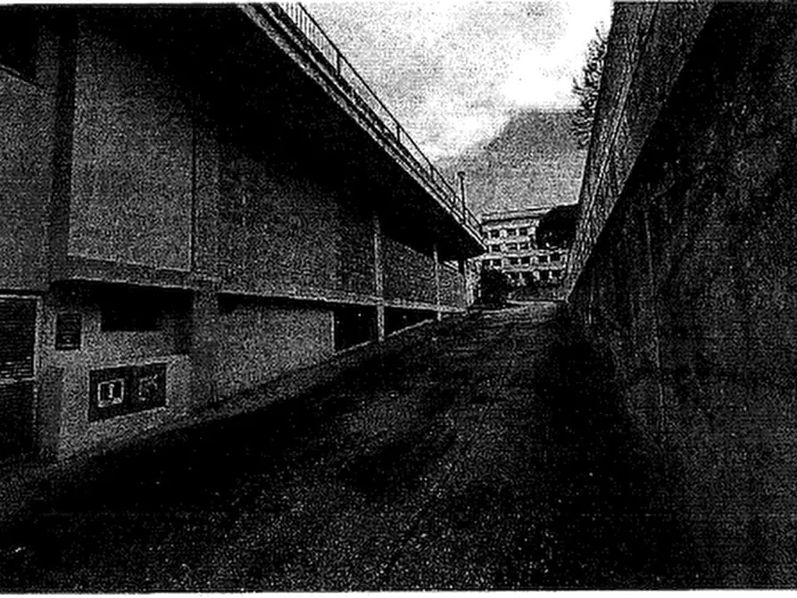 Immagine 3 di Magazzino in vendita  in Via Pontani a Perugia