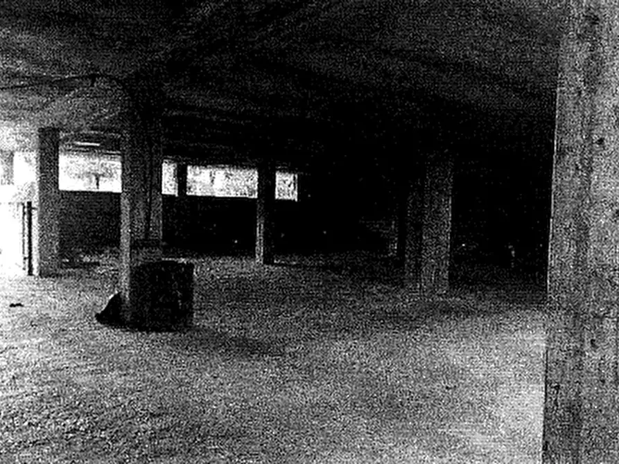 Immagine 9 di Magazzino in vendita  in Via Pontani a Perugia