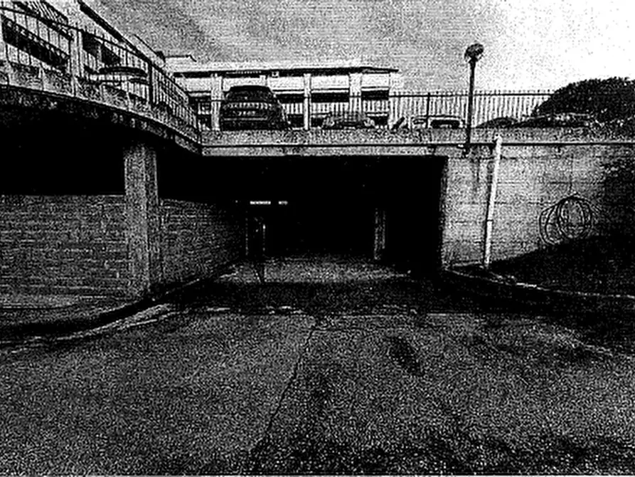 Immagine 16 di Magazzino in vendita  in Via Pontani a Perugia