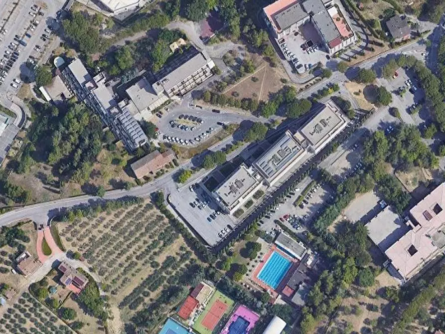 Immagine 19 di Magazzino in vendita  in Via Pontani a Perugia