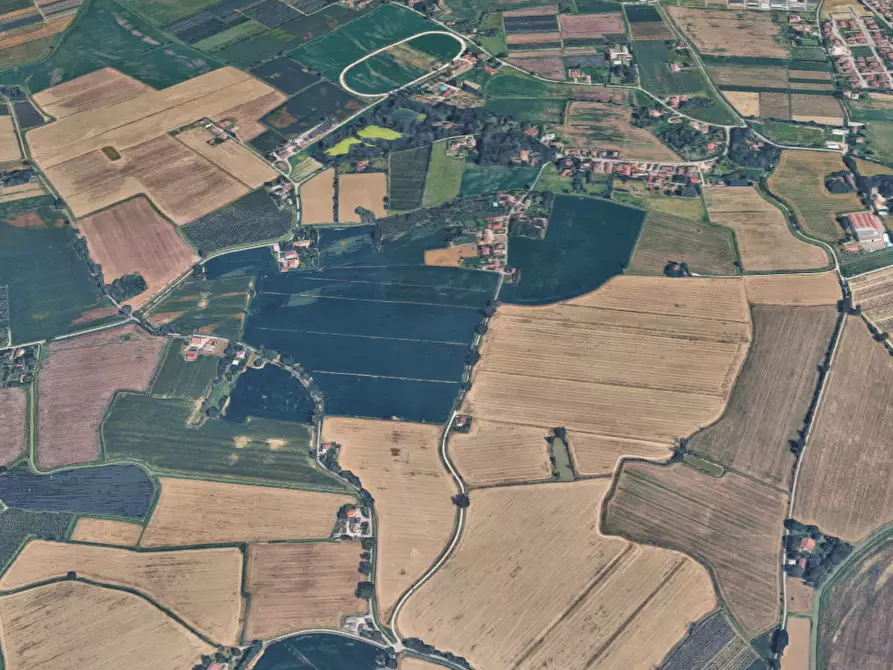 Immagine 10 di Magazzino in vendita  in Via del Capitello a Ferrara