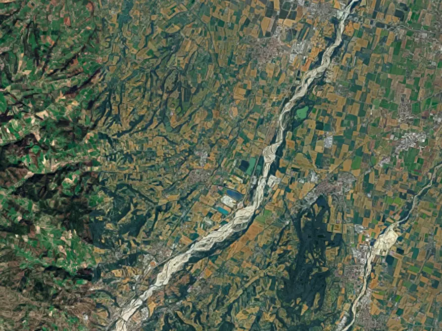 Immagine 8 di Terreno agricolo in vendita  in località Medesano a Medesano