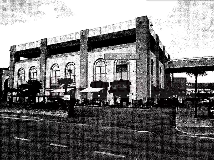 Immagine 1 di Negozio in vendita  in Via Ponchielli a Corciano