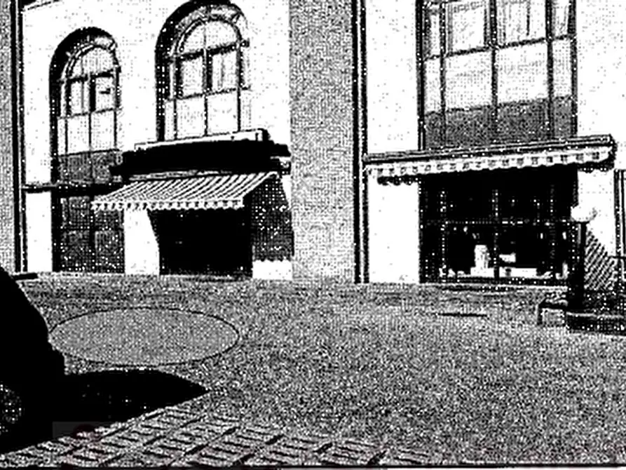 Immagine 1 di Negozio in vendita  in Via Ponchielli a Corciano