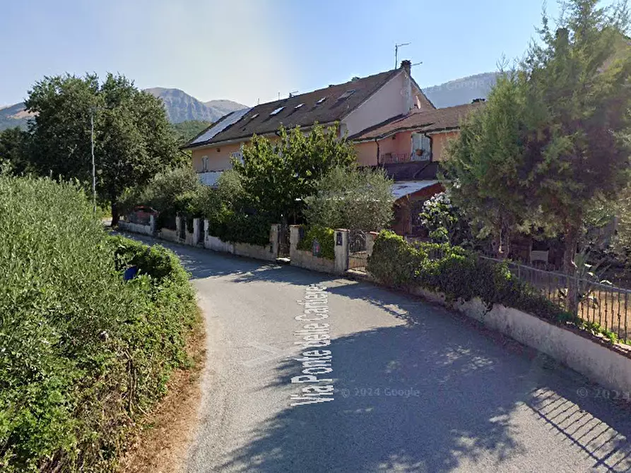 Immagine 30 di Villa in vendita  in Via Ponte delle Cartiere a Perugia