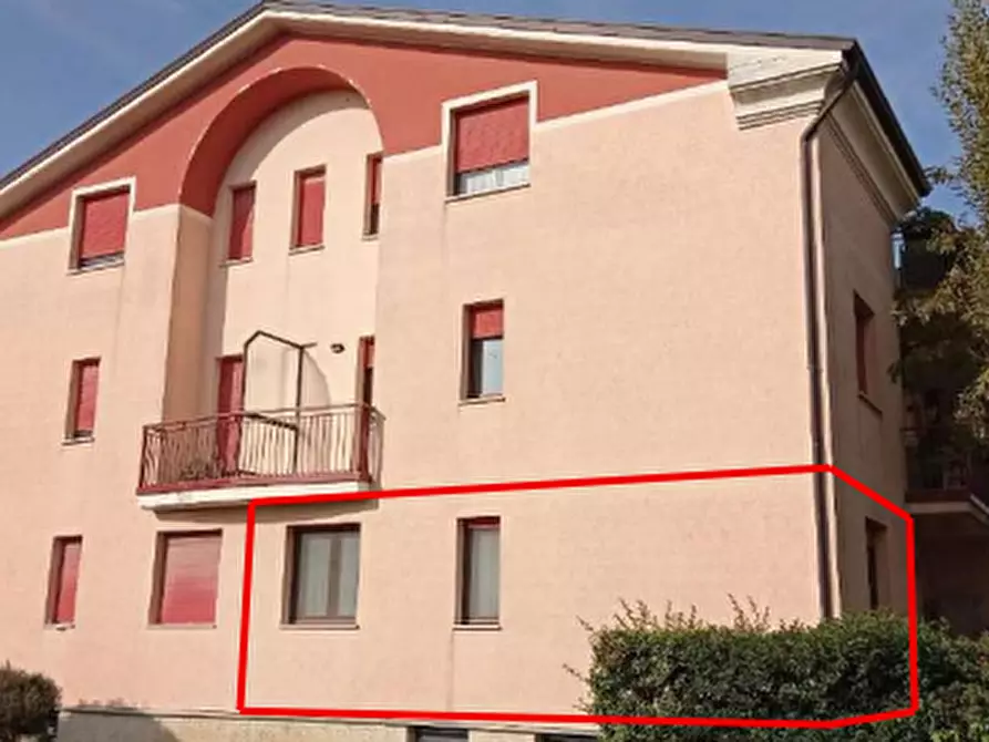 Immagine 1 di Appartamento in vendita  in Via Francesco e Ettore Campogalliani  a Mantova