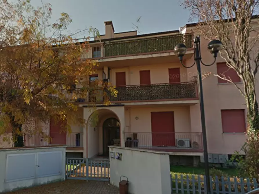 Immagine 5 di Appartamento in vendita  in Via Francesco e Ettore Campogalliani  a Mantova