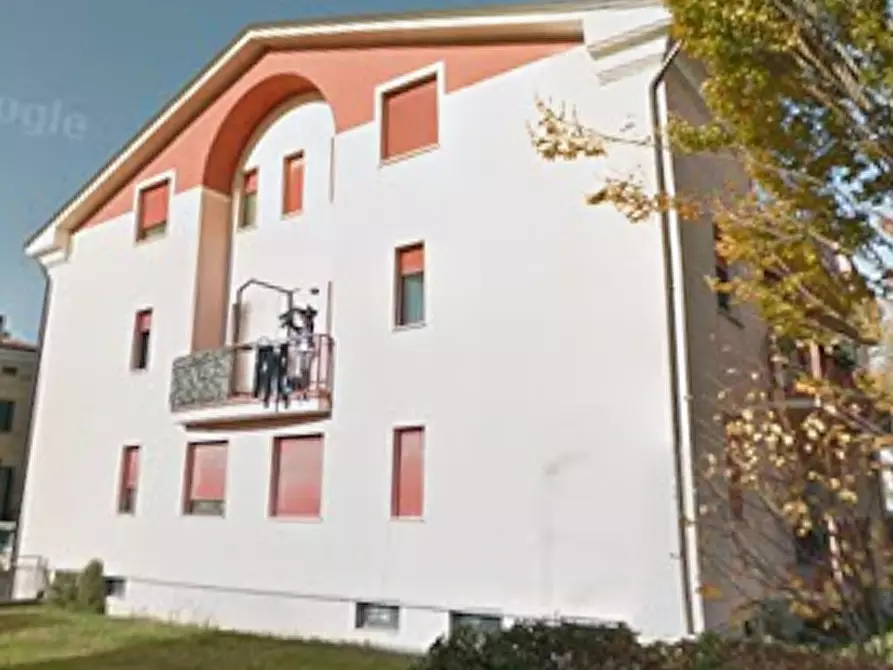 Immagine 11 di Appartamento in vendita  in Via Francesco e Ettore Campogalliani  a Mantova