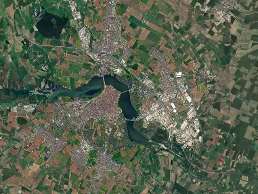 Immagine 10 di Terreno edificabile in vendita  in Viale Poggio Reale a Mantova