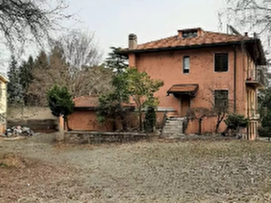 Immagine 1 di Capannone industriale in vendita  in Via Vittorio Veneto  a Villa Guardia