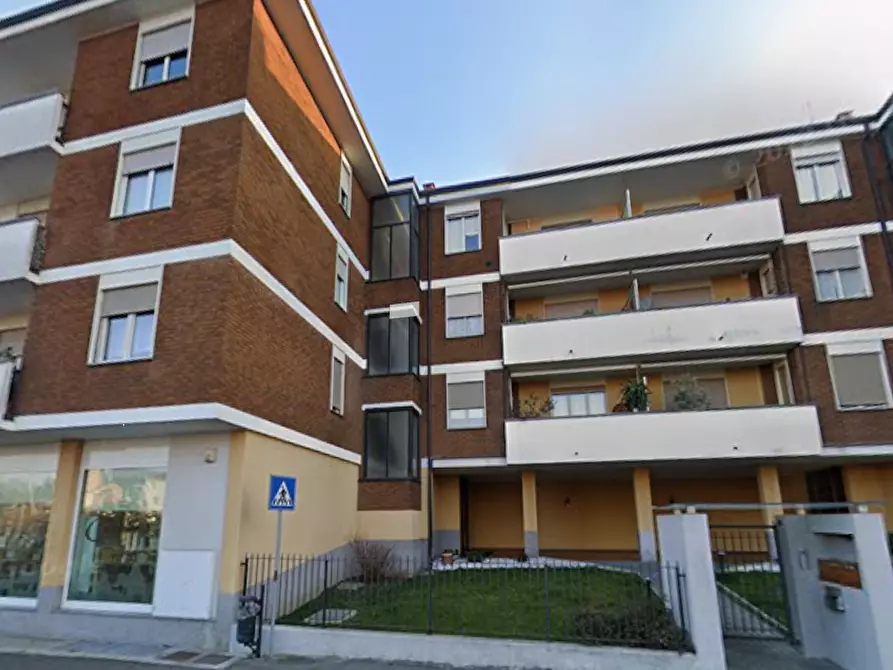 Immagine 8 di Appartamento in vendita  in Via Trieste a Figino Serenza