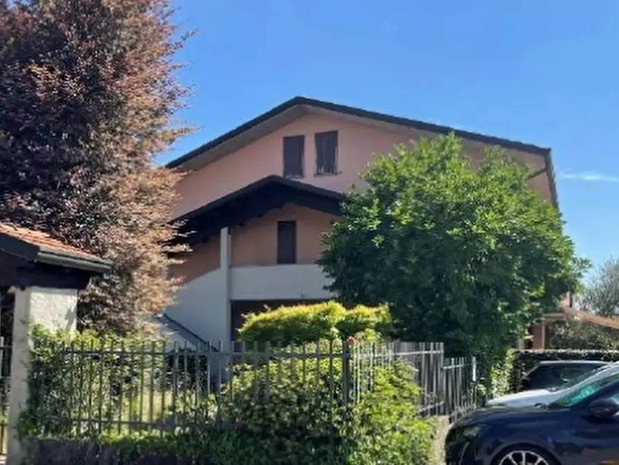 Immagine 9 di Appartamento in vendita  in Via Sala a Verderio Inferiore