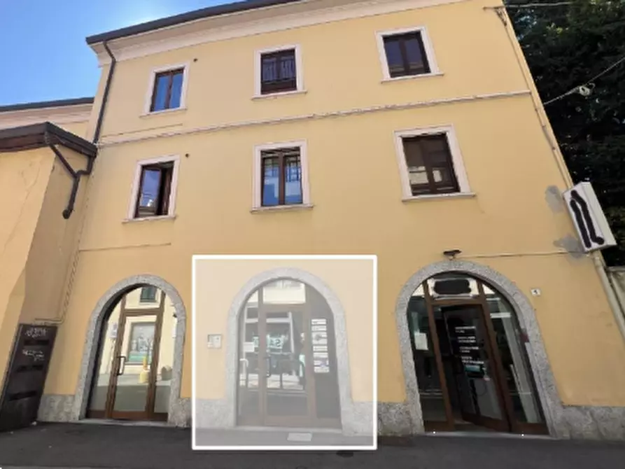 Immagine 6 di Appartamento in vendita  in Via Goffredo Mameli a Casatenovo