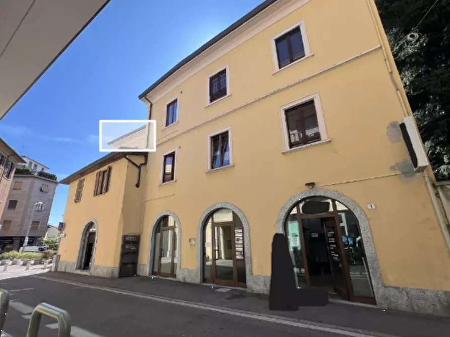 Immagine 9 di Appartamento in vendita  in Via Goffredo Mameli a Casatenovo