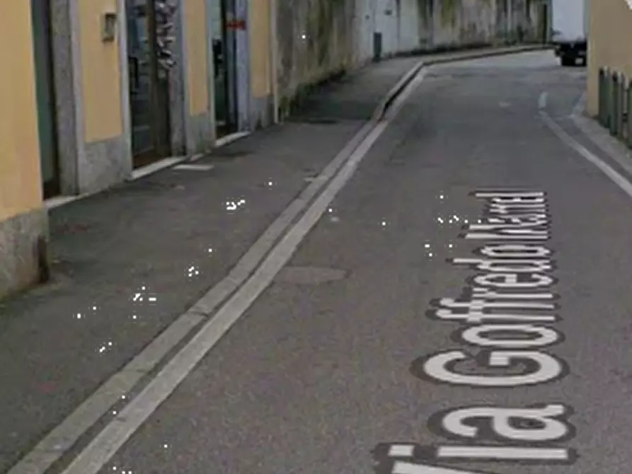 Immagine 10 di Appartamento in vendita  in Via Goffredo Mameli a Casatenovo