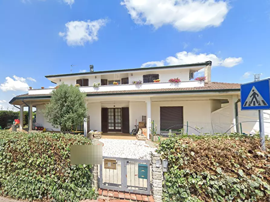 Immagine 1 di Appartamento in vendita  in Via Learco Guerra a Curtatone