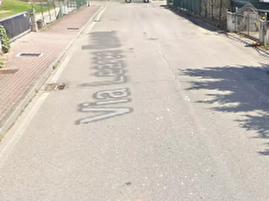 Immagine 14 di Appartamento in vendita  in Via Learco Guerra a Curtatone