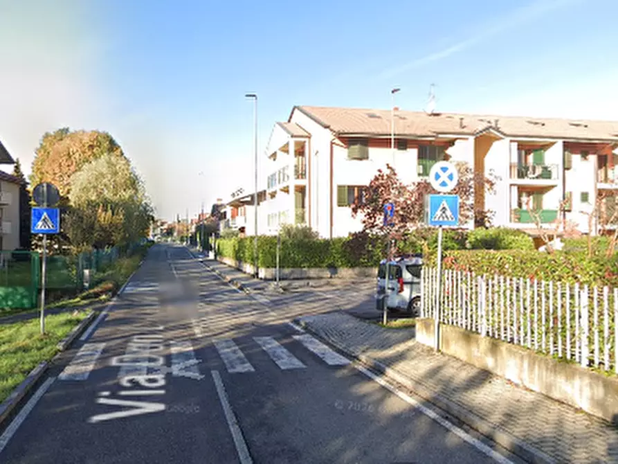 Immagine 10 di Appartamento in vendita  in Via Don L. Foiadelli  a Ponte San Pietro