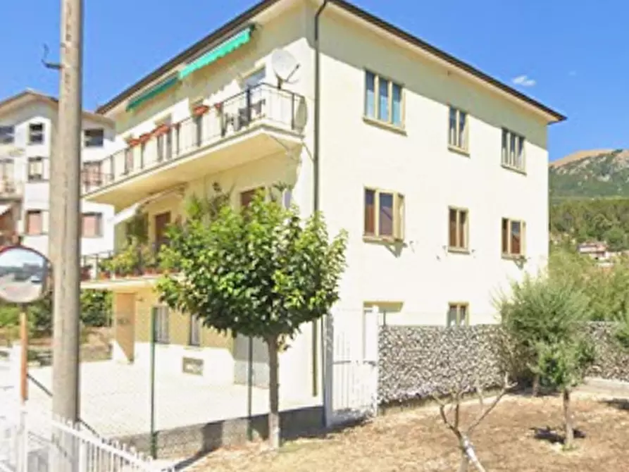 Immagine 7 di Appartamento in vendita  in Via Fratelli Cairoli a Gualdo Tadino