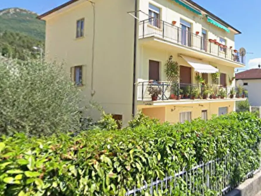 Immagine 14 di Appartamento in vendita  in Via Fratelli Cairoli a Gualdo Tadino