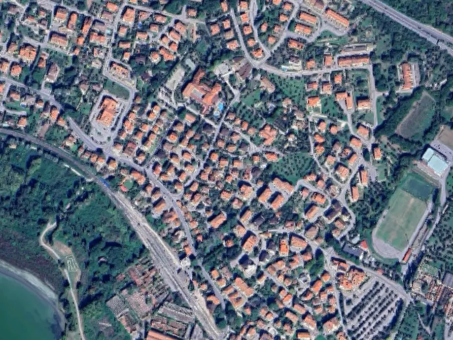 Immagine 8 di Appartamento in vendita  in Piazza del Popolo  a Passignano Sul Trasimeno