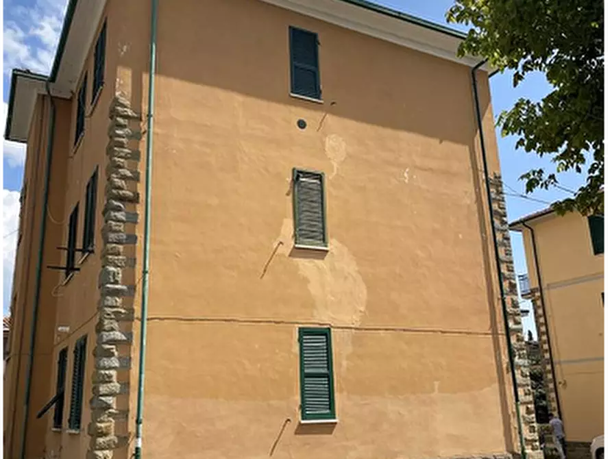 Immagine 5 di Appartamento in vendita  in Piazza del Popolo  a Passignano Sul Trasimeno