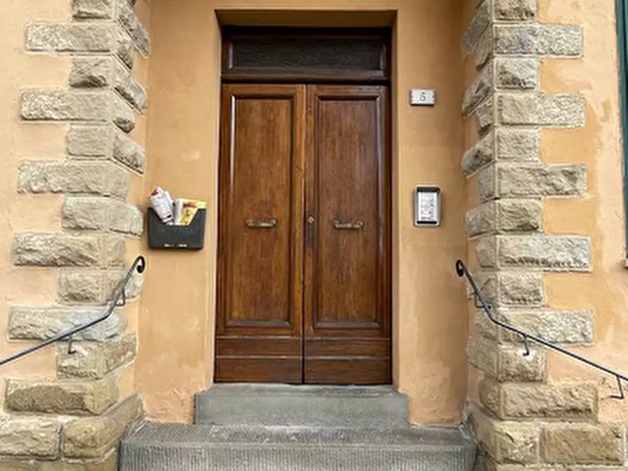 Immagine 6 di Appartamento in vendita  in Piazza del Popolo  a Passignano Sul Trasimeno