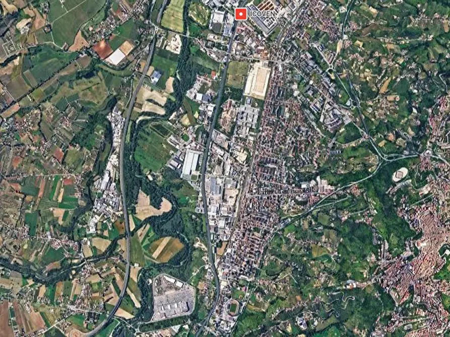 Immagine 2 di Magazzino in vendita  in Via Erasmo Piaggio a Chieti