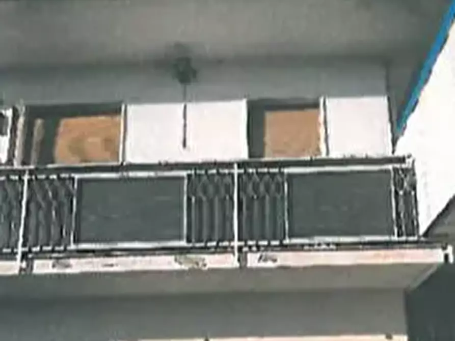 Immagine 4 di Capannone industriale in vendita  in Via Arturo Toscanini a Mariano Comense