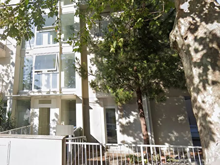 Immagine 9 di Appartamento in vendita  in Viale Ceccarini a Riccione