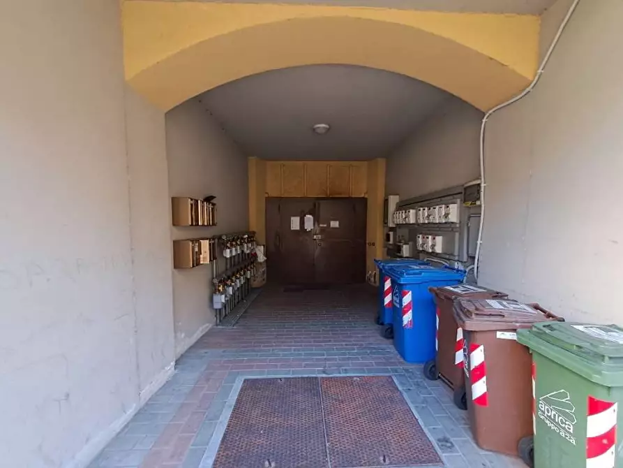 Immagine 10 di Appartamento in vendita  in Via Napoleona a Como