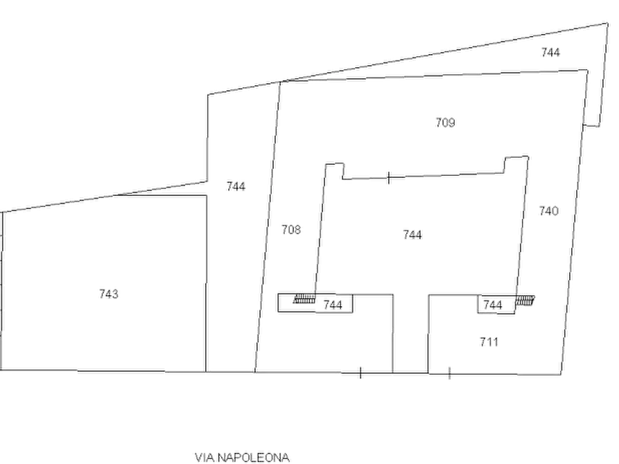 Immagine 18 di Appartamento in vendita  in Via Napoleona a Como