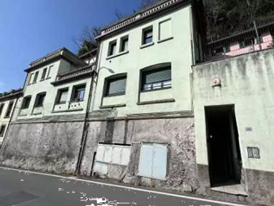 Immagine 8 di Appartamento in vendita  in Corso Monte San Gabriele a Lecco