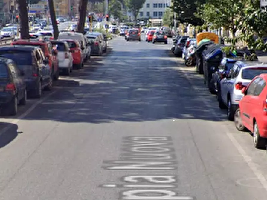 Immagine 8 di Appartamento in vendita  in Via Appia Nuova a Roma