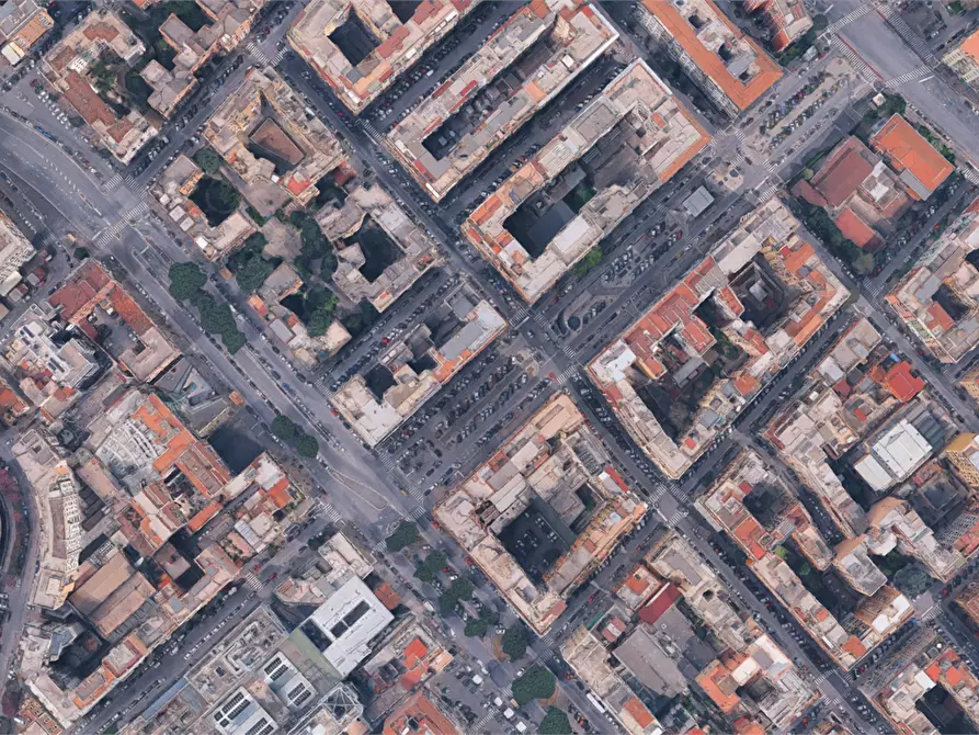 Immagine 11 di Appartamento in vendita  in Via Appia Nuova a Roma