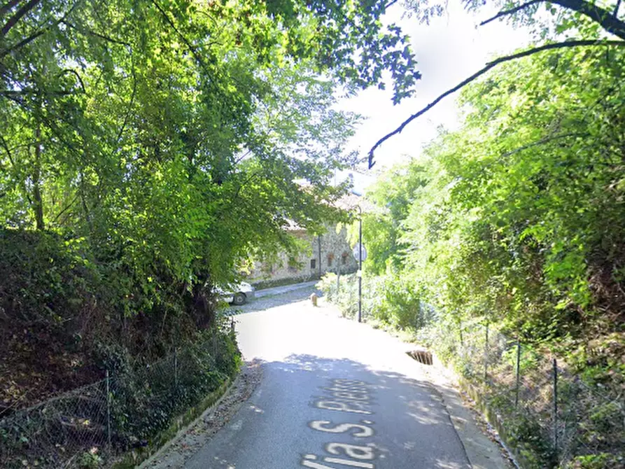 Immagine 14 di Porzione di villa in vendita  in Via San Pietro a Montecchio Precalcino