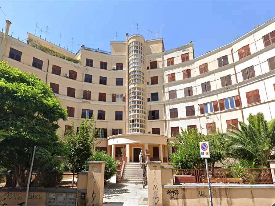 Immagine 6 di Appartamento in vendita  in Via Francesco Orazio da Pennabilli a Roma