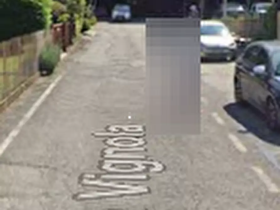 Immagine 5 di Magazzino in vendita  in Via Vignola a Dervio