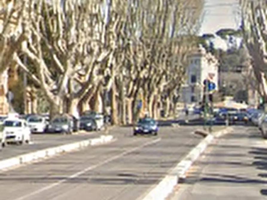 Immagine 7 di Appartamento in vendita  in Viale delle Milizie a Roma