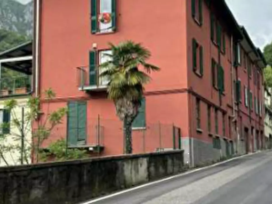 Immagine 1 di Appartamento in vendita  in Corso San Michele Del Carso a Lecco
