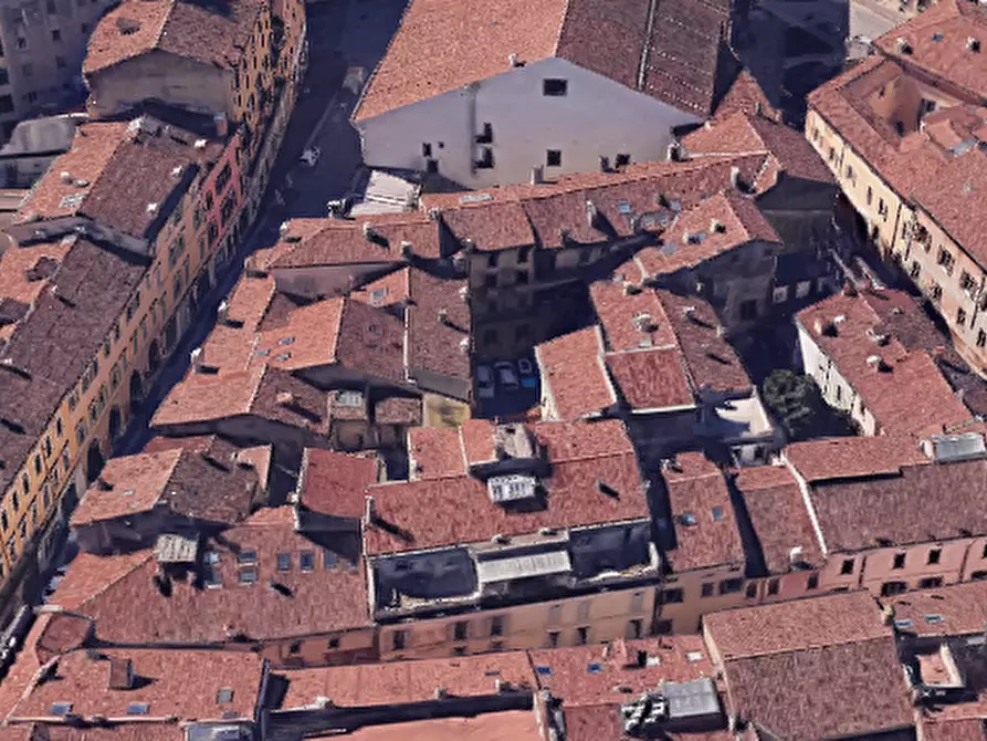 Immagine 2 di Appartamento in vendita  in Corso Umberto I a Mantova