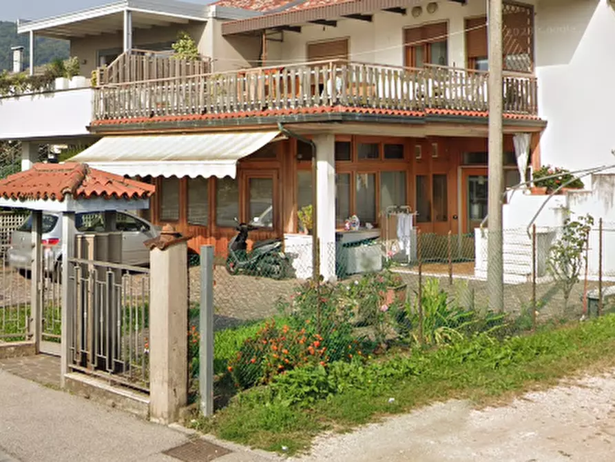 Immagine 7 di Porzione di casa in vendita  in Via Ponte  a Malo
