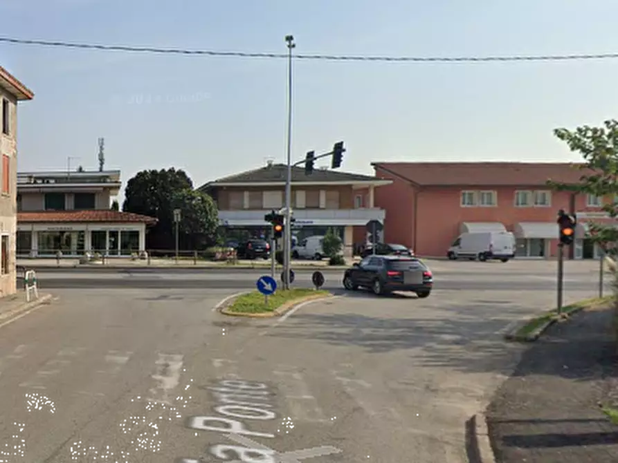 Immagine 9 di Porzione di casa in vendita  in Via Ponte  a Malo