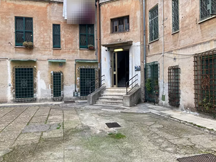 Immagine 1 di Appartamento in vendita  in Via Roberto De Nobili a Roma