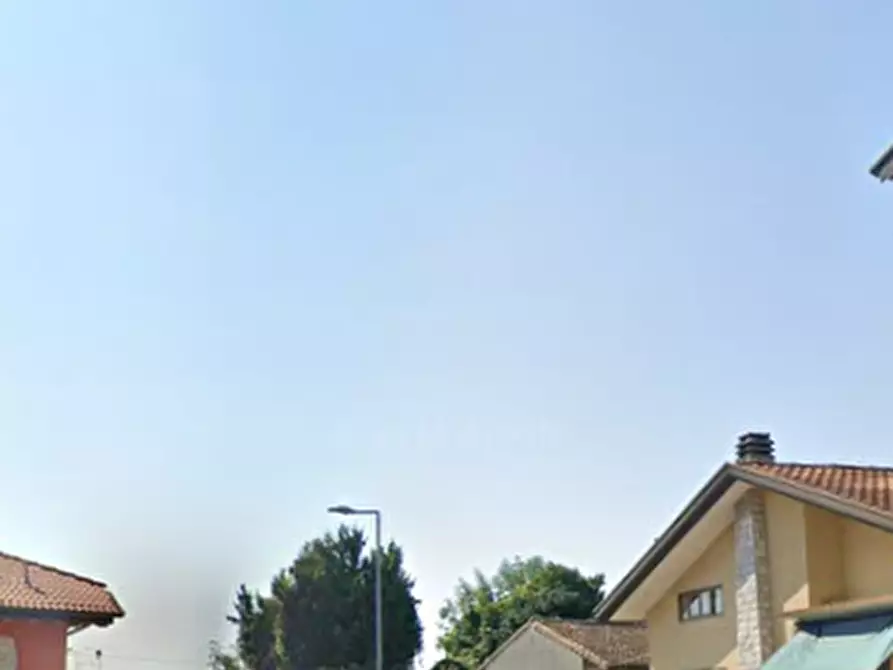 Immagine 4 di Negozio in vendita  in Via Trieste a Aviano