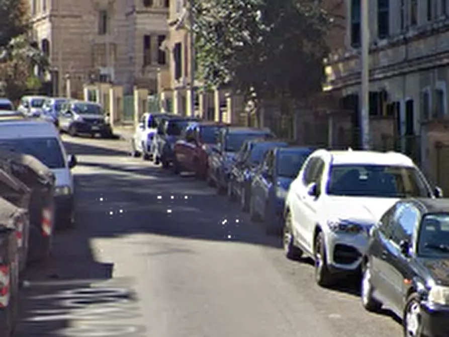 Immagine 9 di Appartamento in vendita  in Via Roberto De Nobili a Roma