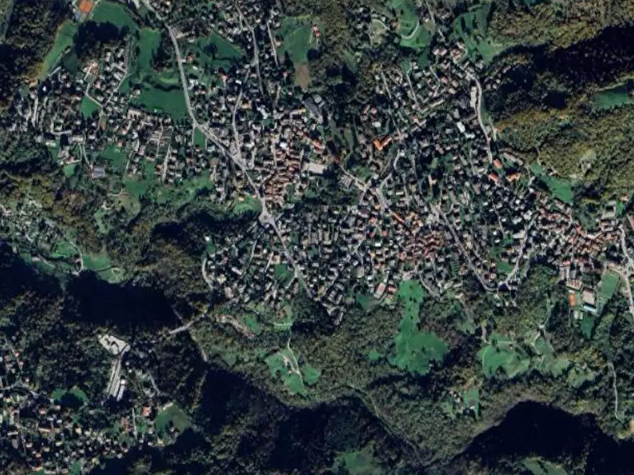 Immagine 12 di Appartamento in vendita  in Via E. De Amicis a Cassina Valsassina