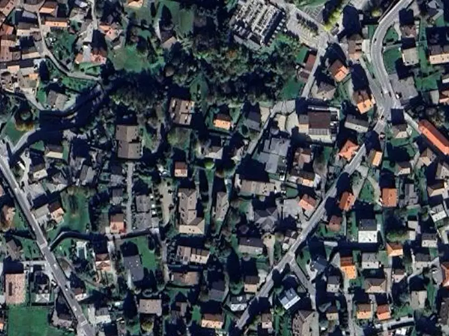 Immagine 13 di Appartamento in vendita  in Via E. De Amicis a Cassina Valsassina